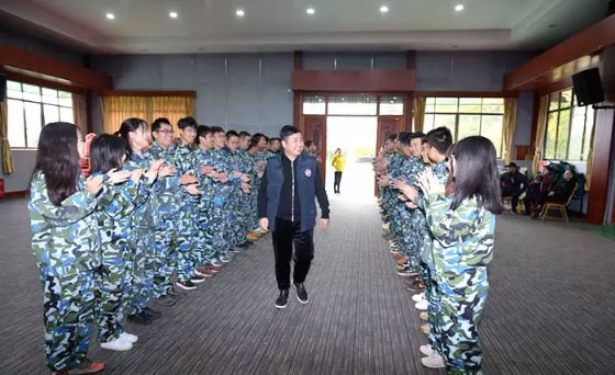 團建活動(dòng) | 凝心聚力，我們是一家人！